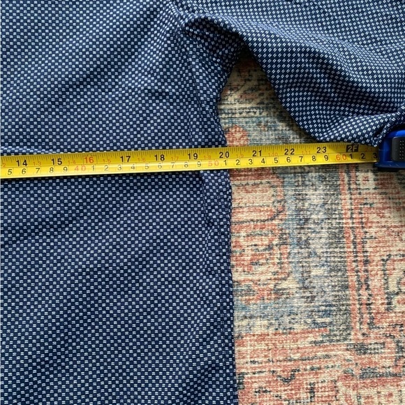 MICHAEL Brandon Navy Button Down/Size M - Picture 6 of 6